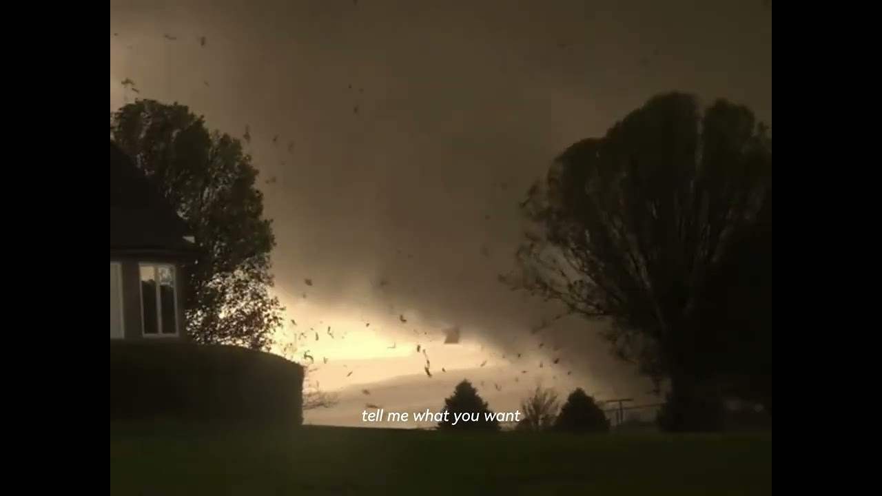 Luvarzy - Tell me (Lyric Video)