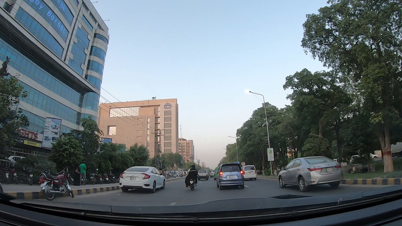 Kalma Chowk Lahore to Boston Aesthetics, Hali Road, Gulberg II, Lahore | Roads Of Lahore Pakistan