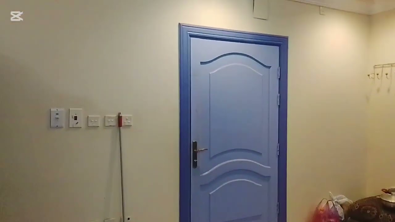 Room visit in jeddha  saudiaarabia #roomvisit #saudilife #faxalksavlogs