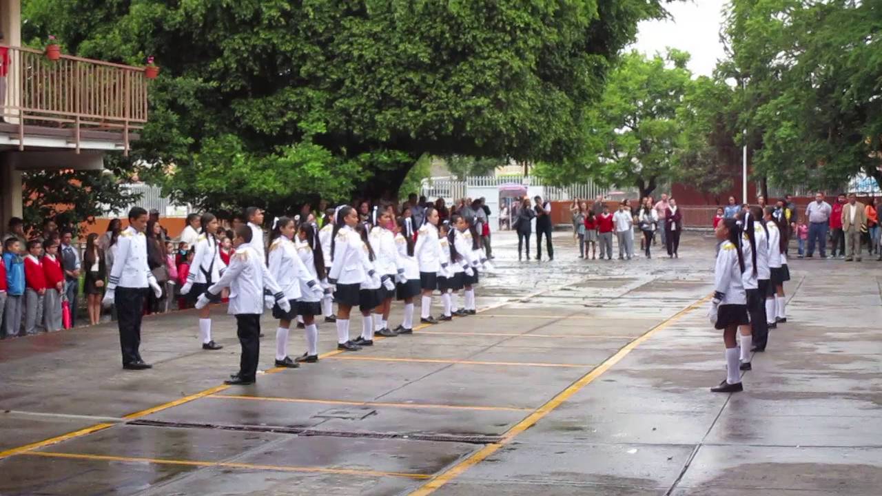 Presentación de Escolta Escuela Primaria Rosario Castellanos Urbana #250