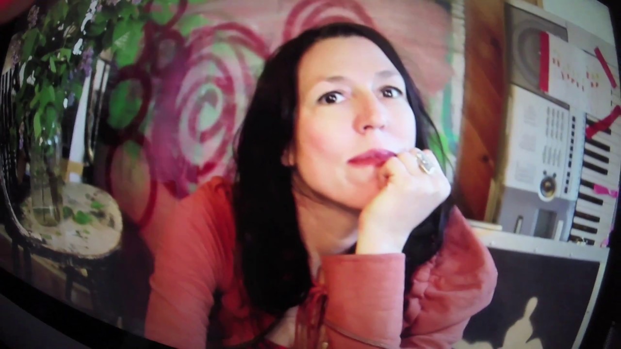 Shana Falana - Cloudbeats (Official Video)
