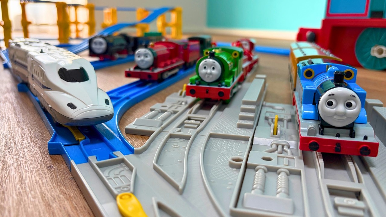 Plarail: Shinkansen run near the Thomas and Friends train depot!