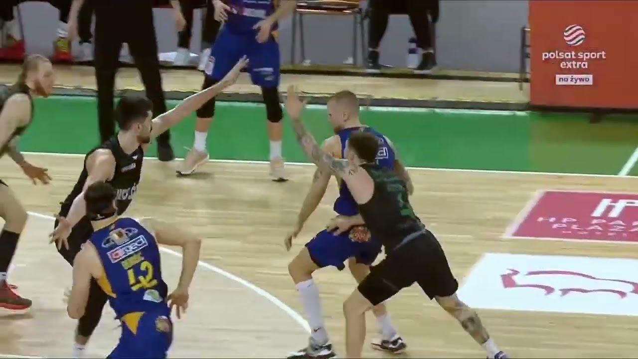 🛑 Du&scaron;an Miletić! Dwa bloki w jednej akcji! #ORLENBasketLiga #PLKPL
