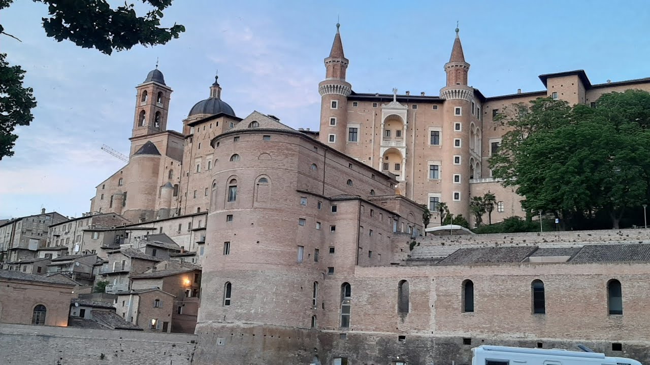 #جولة في مدينة urbino# #بايطاليا    Italia - Urbino