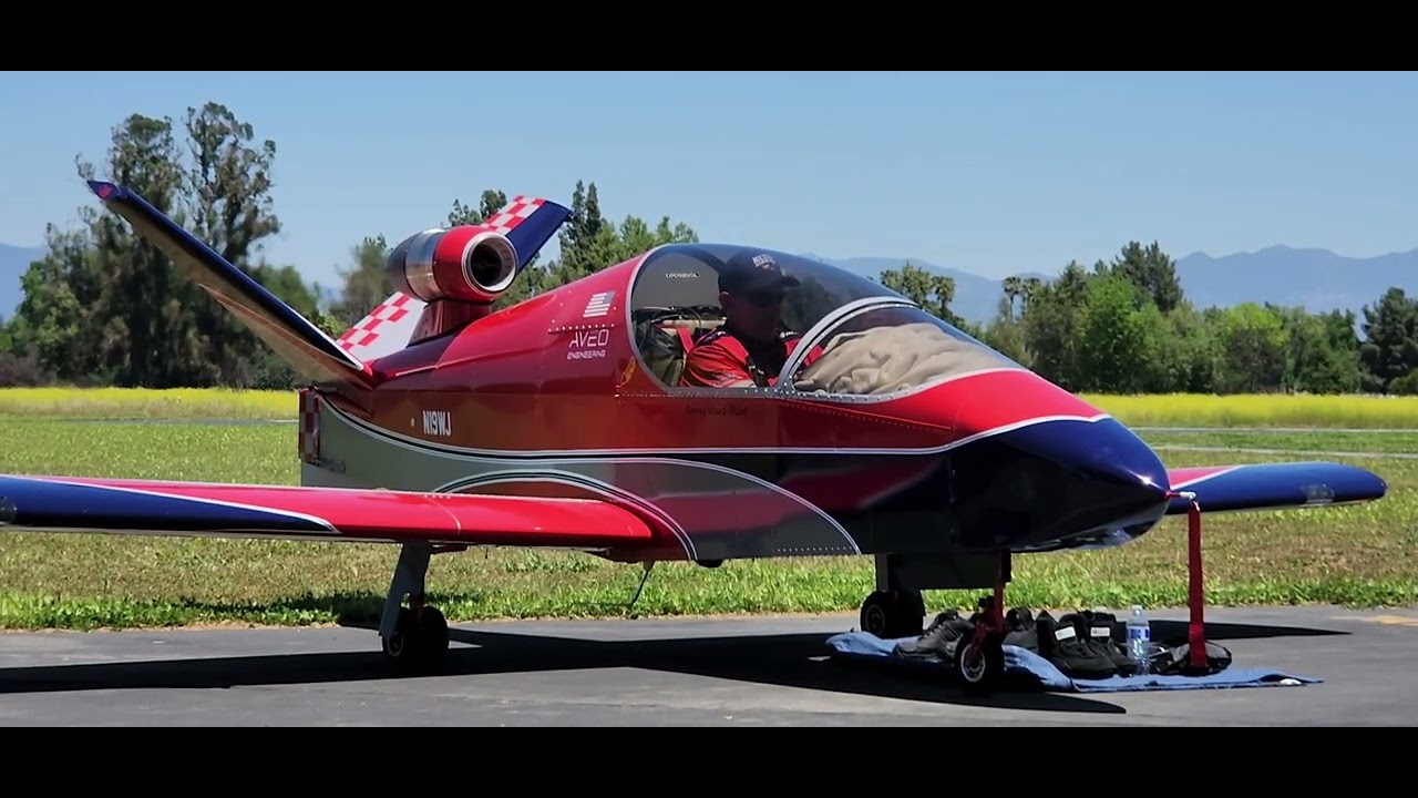 Subsonic JSX-2 Micro Jet start up and smoke at Apollo 11 RC Field