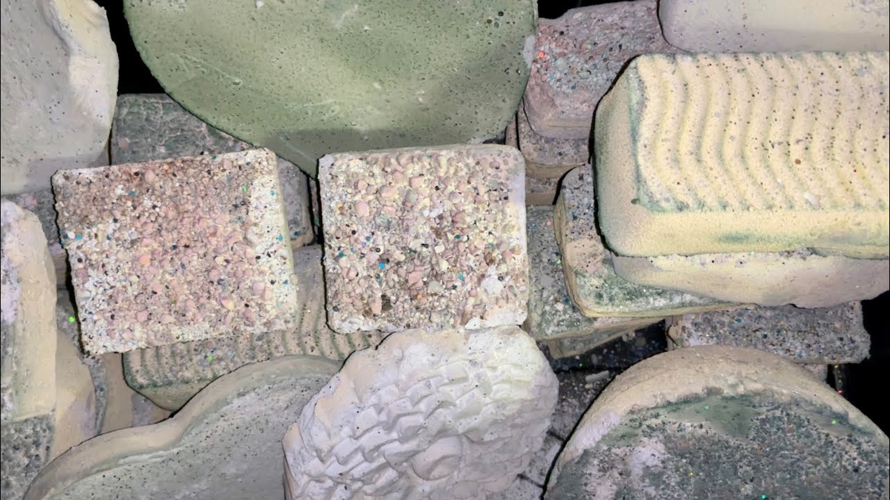 ASMR OVERLY EARTHY DUSTY REFORMS. #oddlysatisfying #crunchycrumbles #gymchalkpowder 