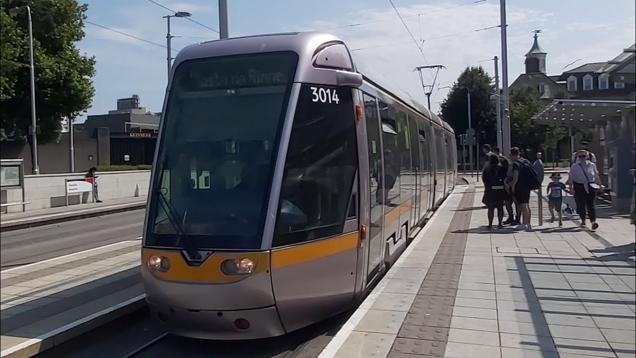 Ride onboard LUAS tram 3014 from Heuston to Busáras