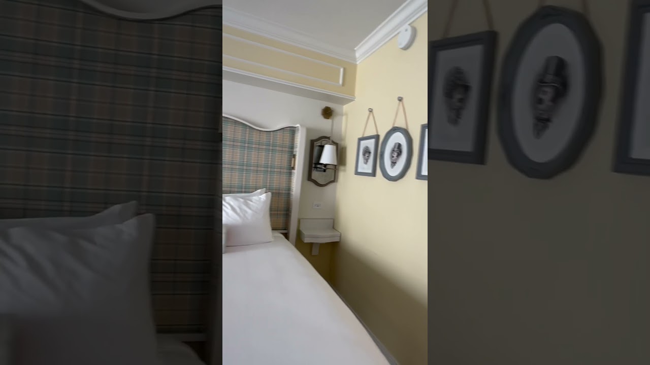 Come tour a refurbished room at Disney&rsquo;s Boardwalk Resort
