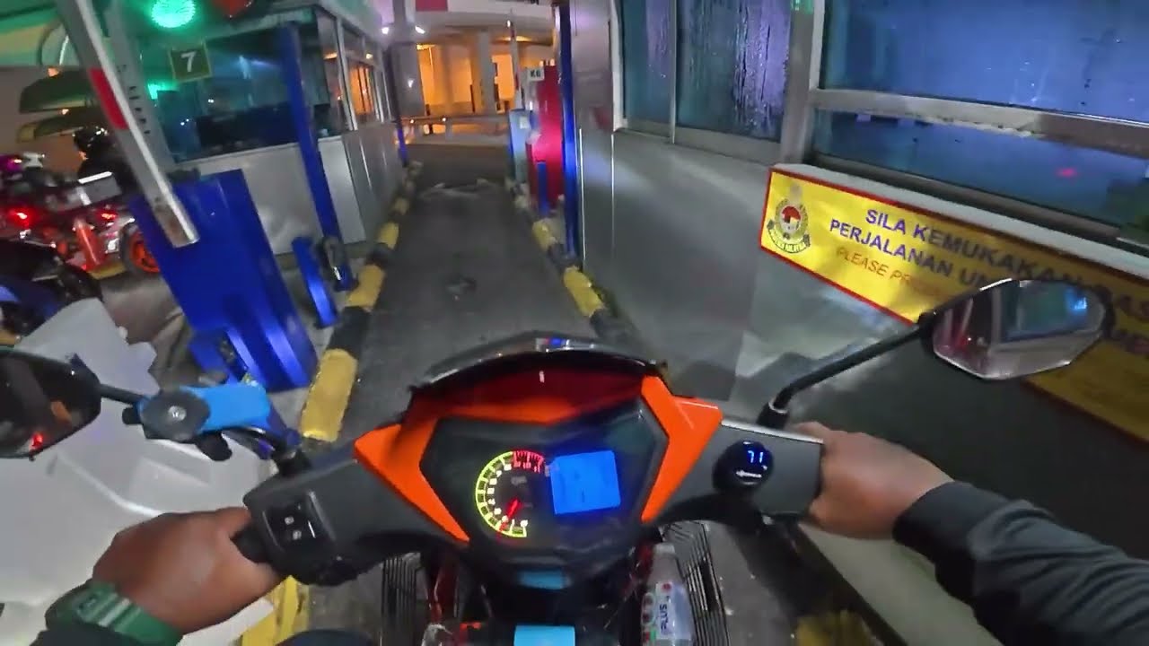 BUKAN SENANG NAK MASUK MOTOR KE SINGAPORE 1ST TIME