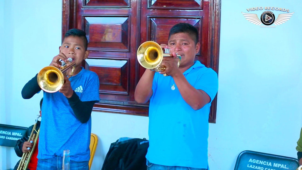 Banda Juquila tocando las mejores chilenas de guerrero