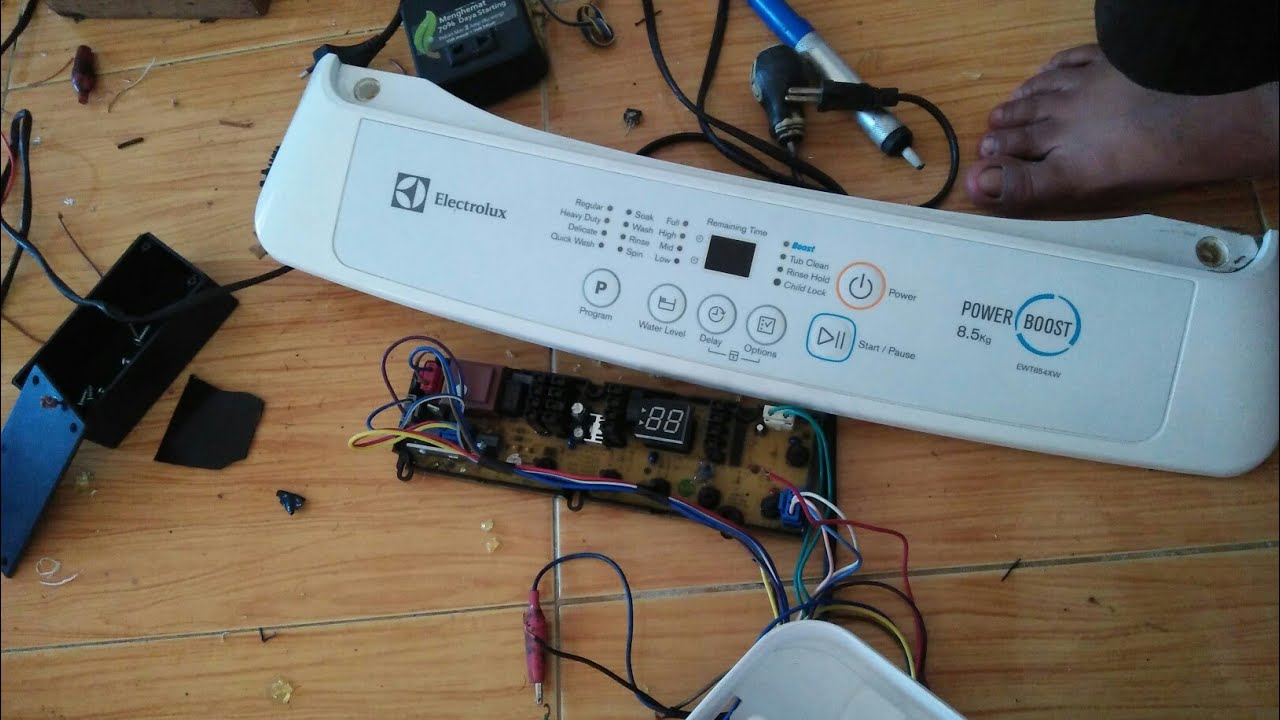 ELECTROLUX TOP LOAD EWT854XW error E3,E2