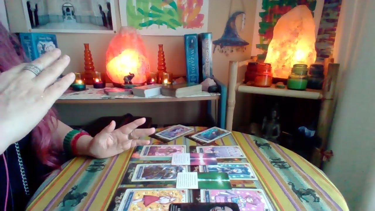 ARIES!! 🔮 Un vínculo tiene mucha perspectiva de desarrollo!! Analizarás ofertas muy interesantes!!