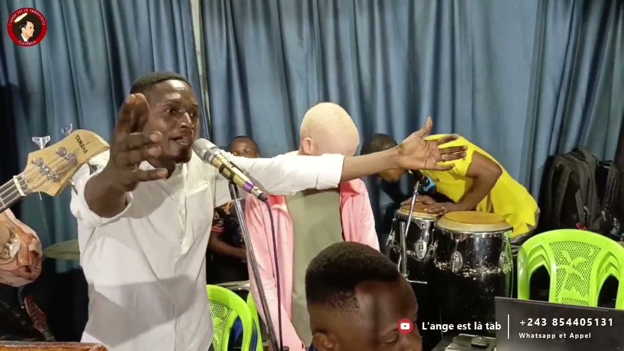 FRERE DANIEL KADIMA SOUS  L'ONCTION NOUS AMENE DANS LA PRESENCE DE DIEU JUSTE APRES LA PREDICATION