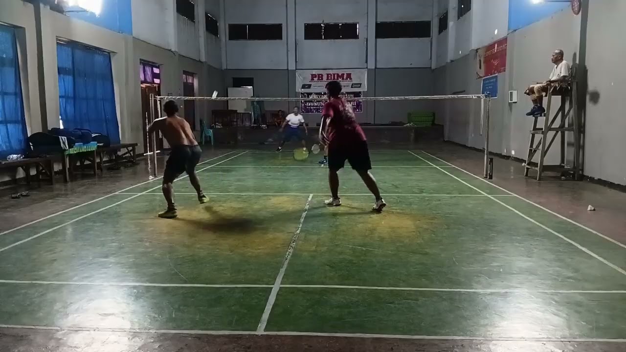 Mantri / Bayu vs Sutris / Tomo || bxdminton hot pagi
