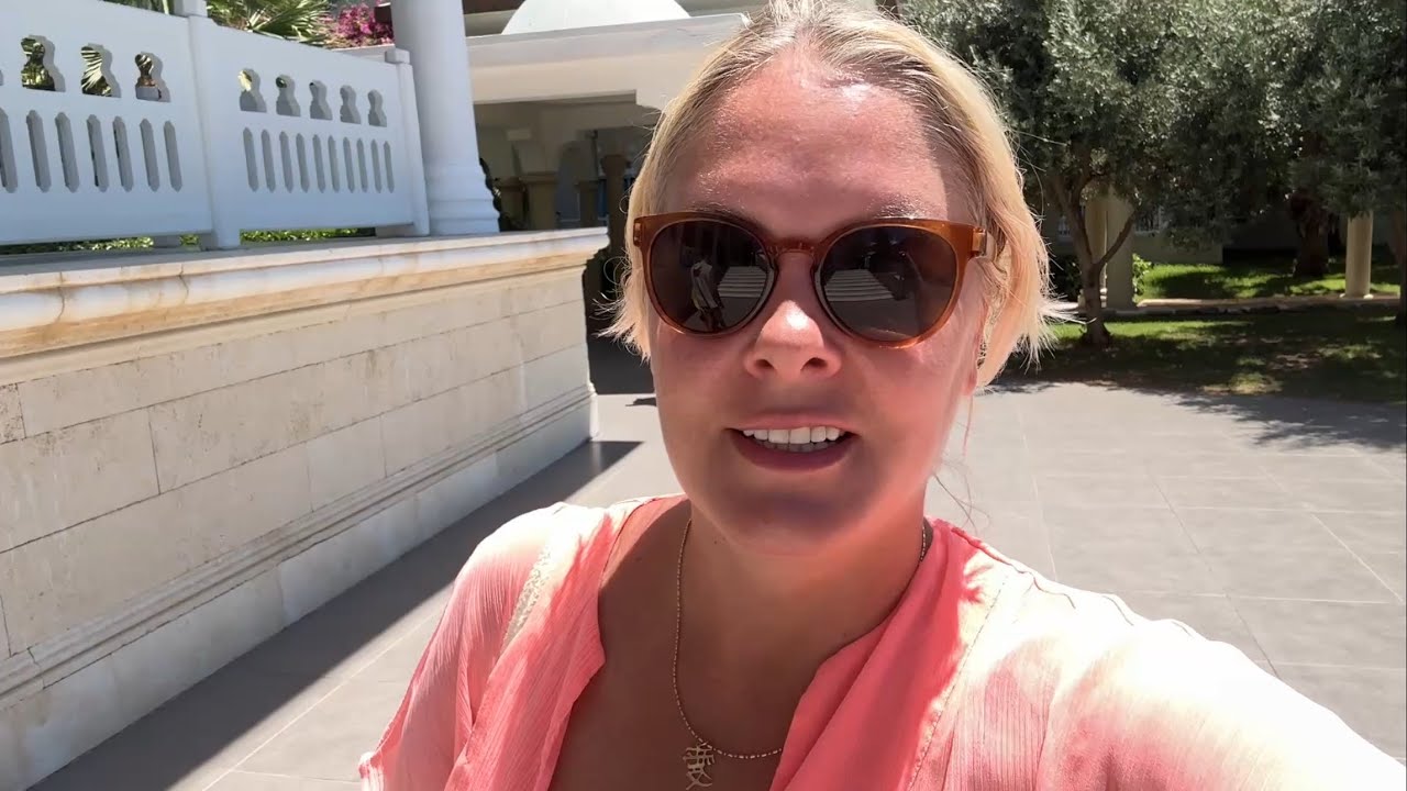 🤦‍♀️ЧЕМОДАНЫ ТАЩИМ САМИ! ЗАСЕЛЯЕМСЯ В ТОПКАПЫ!