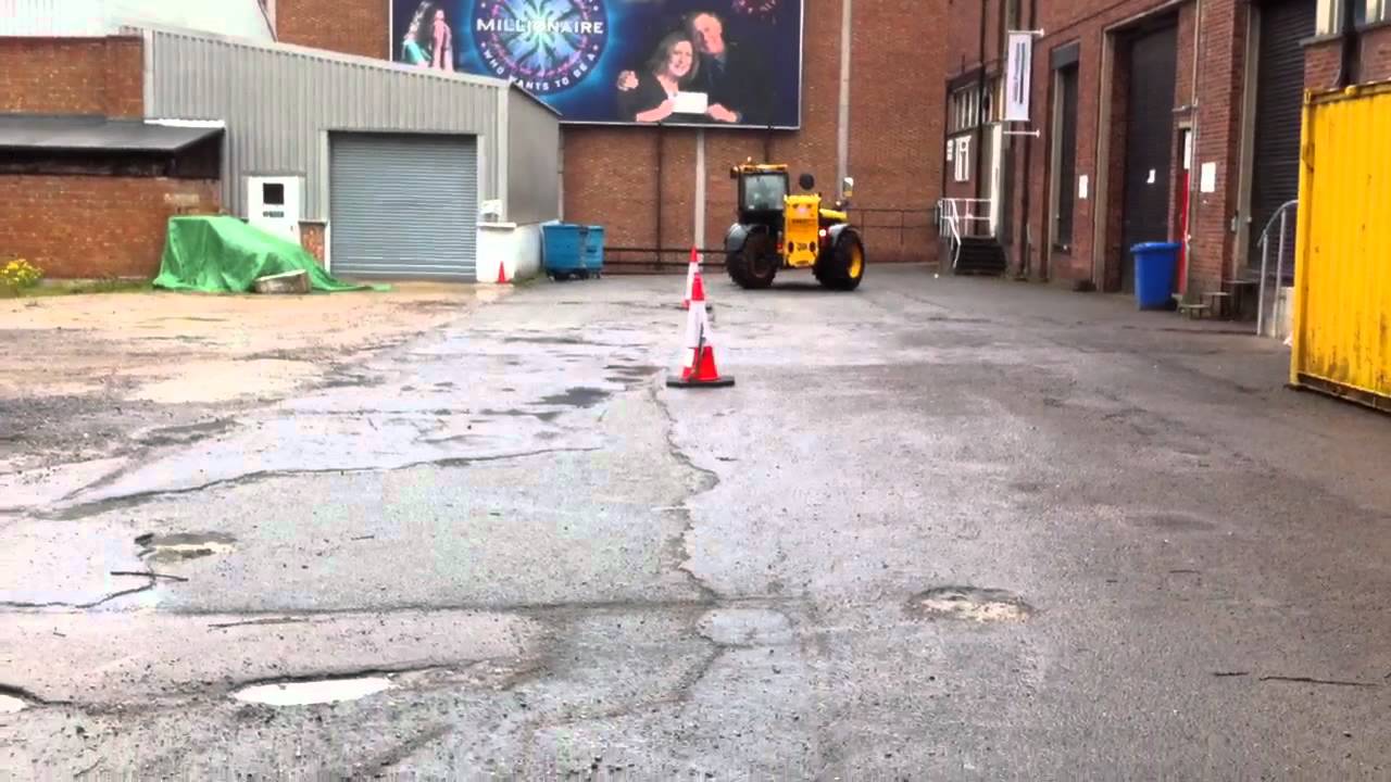 ForkliftTruckTraining4u.co.uk  -  (Telescopic Handler Training)