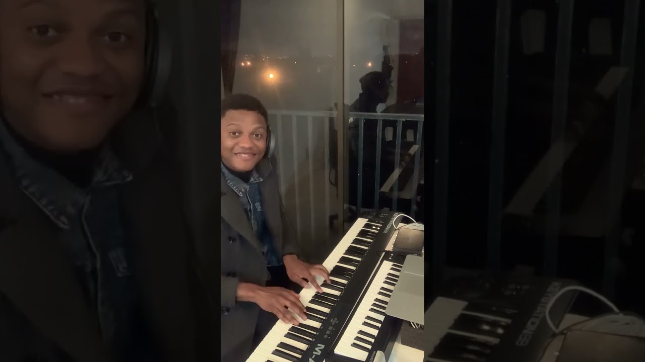 Piano seben praise medley, Pepele Jireh ndala @benjaminkayombotv4219 @ApostleNarcisseMajila