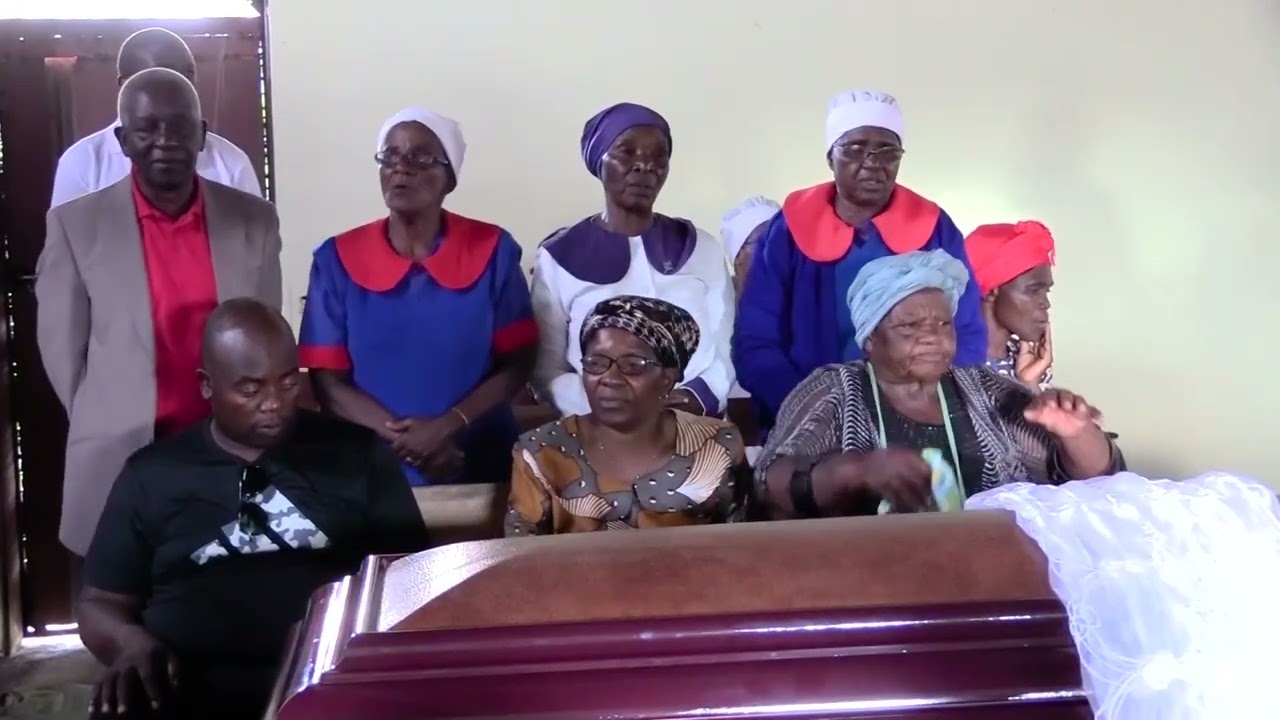 The Funeral of Grace Lee Nhamarare, Night vigil at Domboremushonga, Mutasa, Mutare.