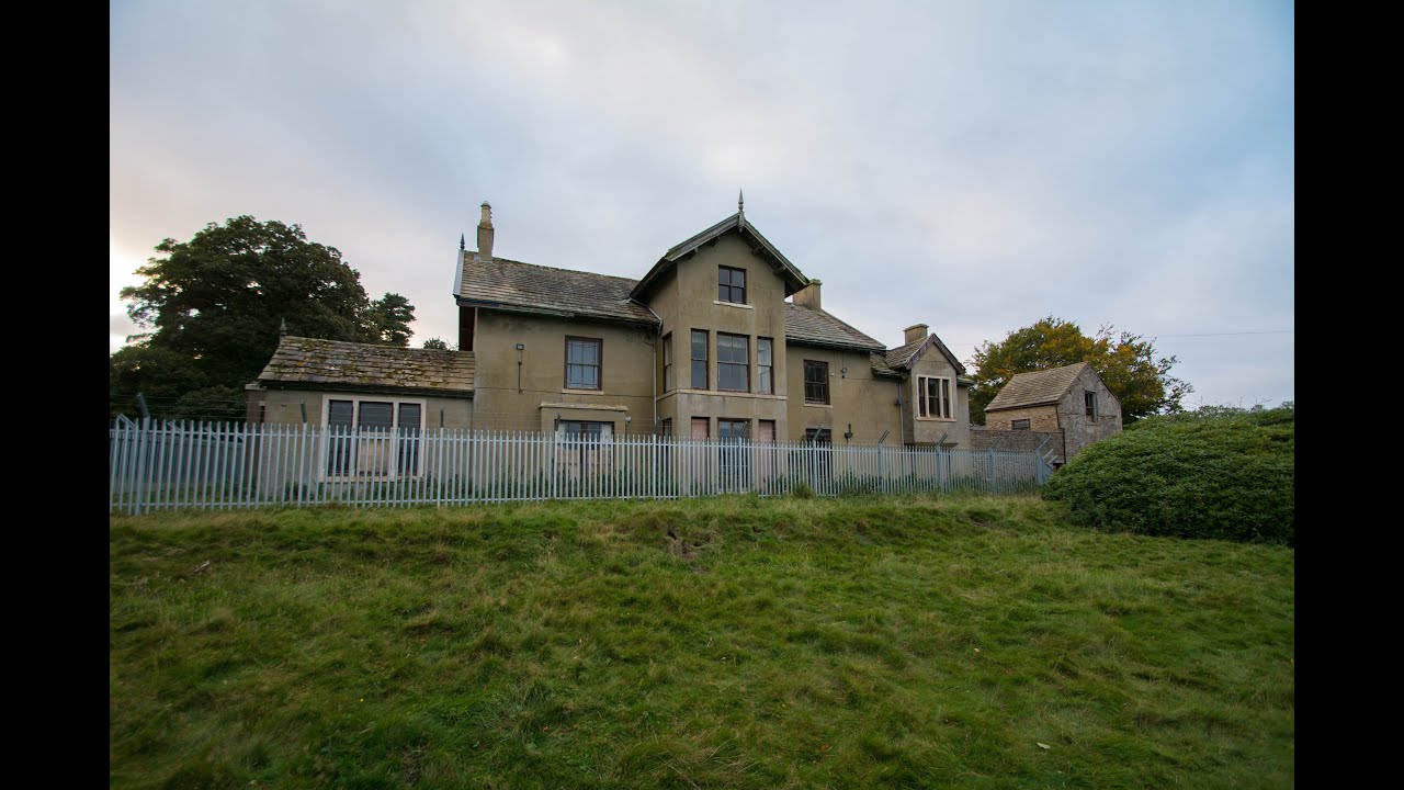 Abandoned Manor - ENGLAND