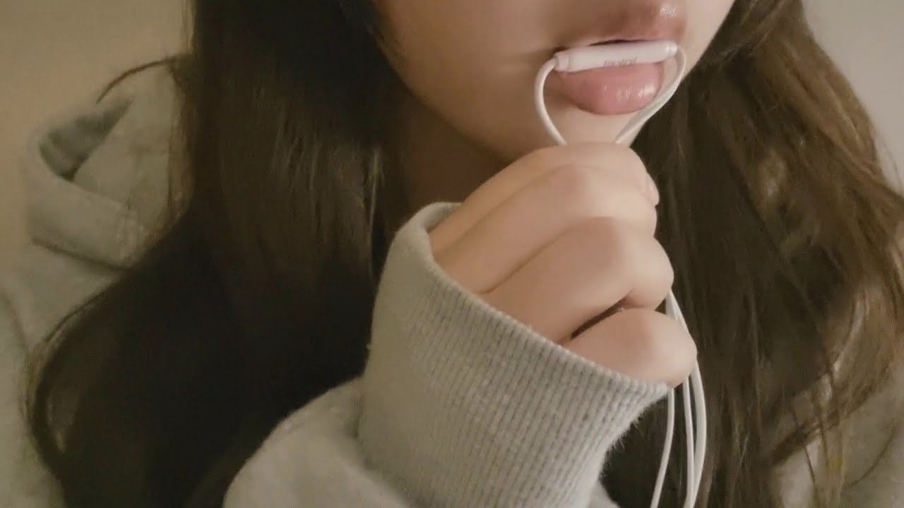 이어폰 니블링 asmr