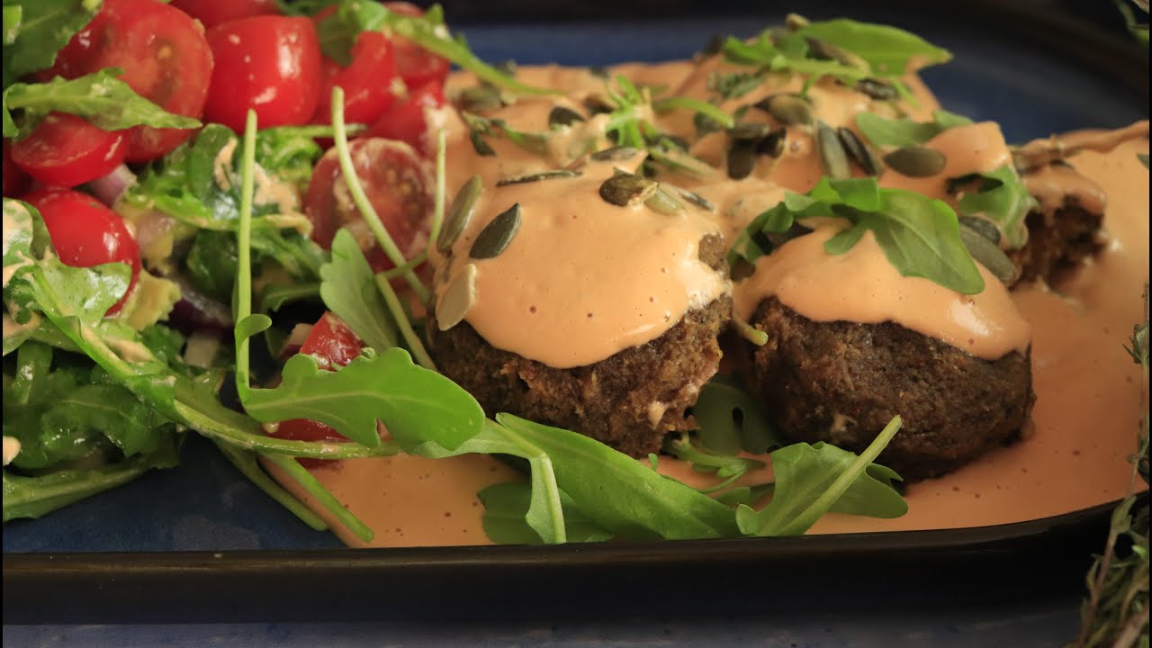 Pulpety w sosie serowym bez sera! #witarianizm #rawfood #govegan #pulpetywsosieserowym