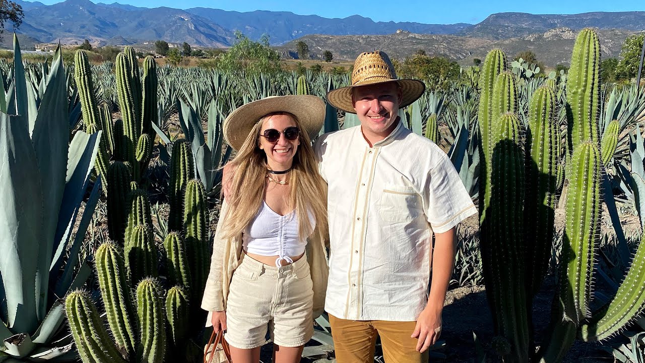 🇷🇺RUSOS PROBANDO MEZCAL y ESTO PASÓ… | CÓMO HACEN MEZCAL en OAXACA MÉXICO
