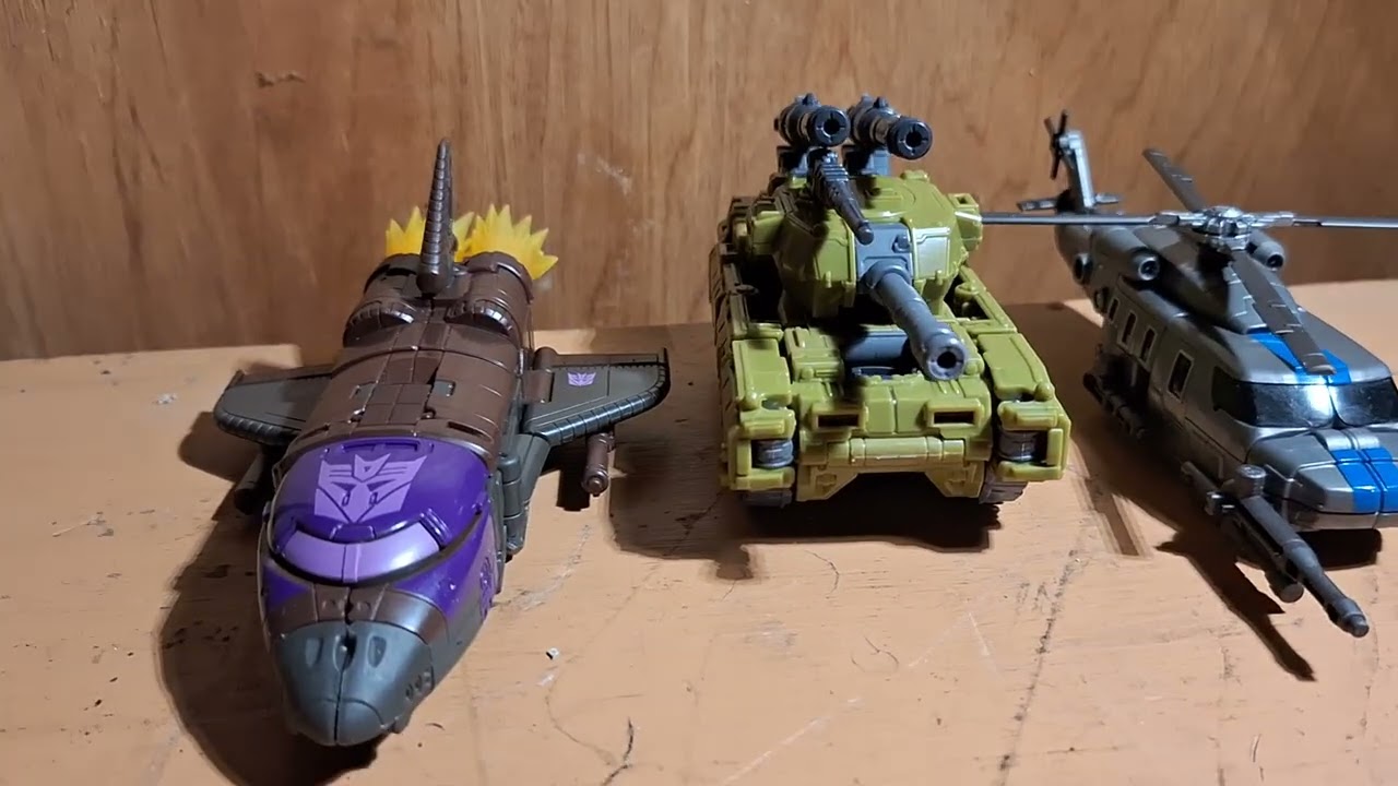 Transformers age of the primes voyager class brawl 