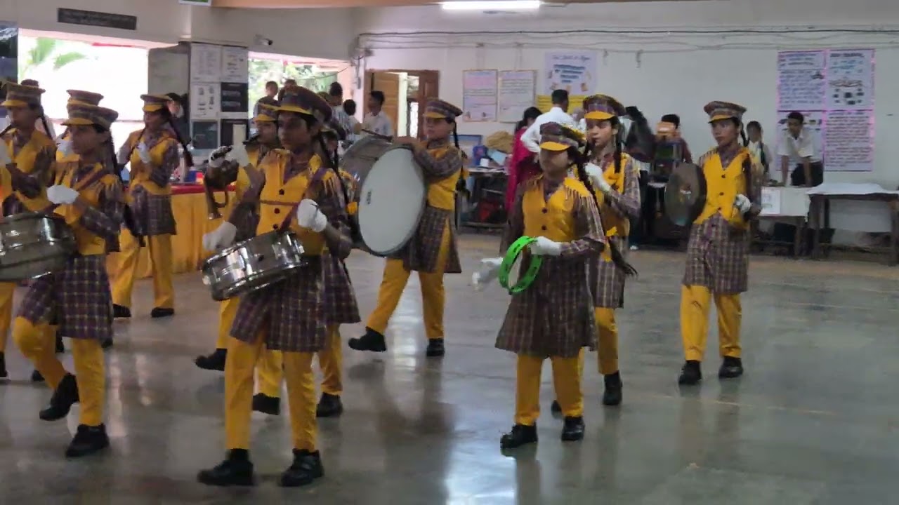 Anjuman khairul islam#kurla#school band#women power#engergetic performance