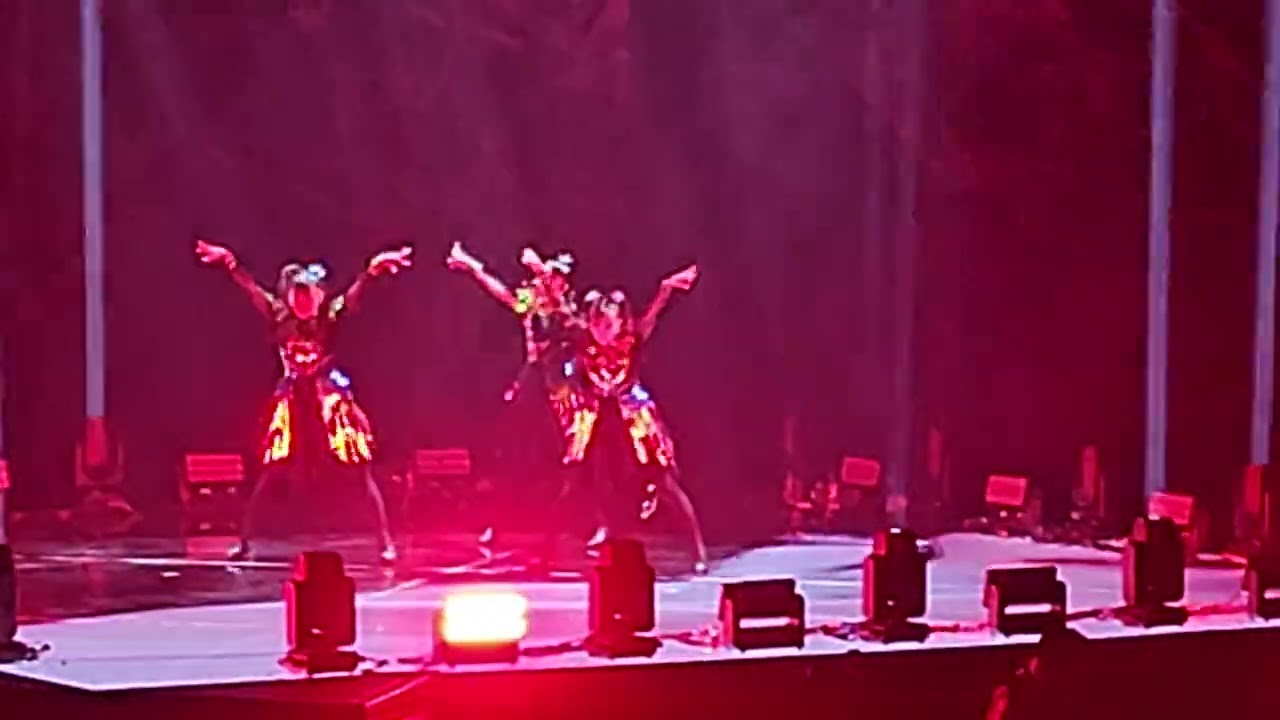BABYMETAL - My Queen ft. Spiritbox Live 