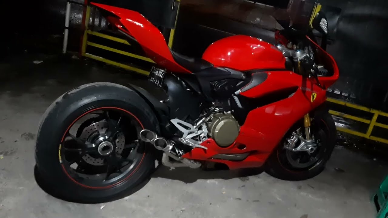 Suara Ducati panigale viral pakai knalpot yakuza auto menggelegar
