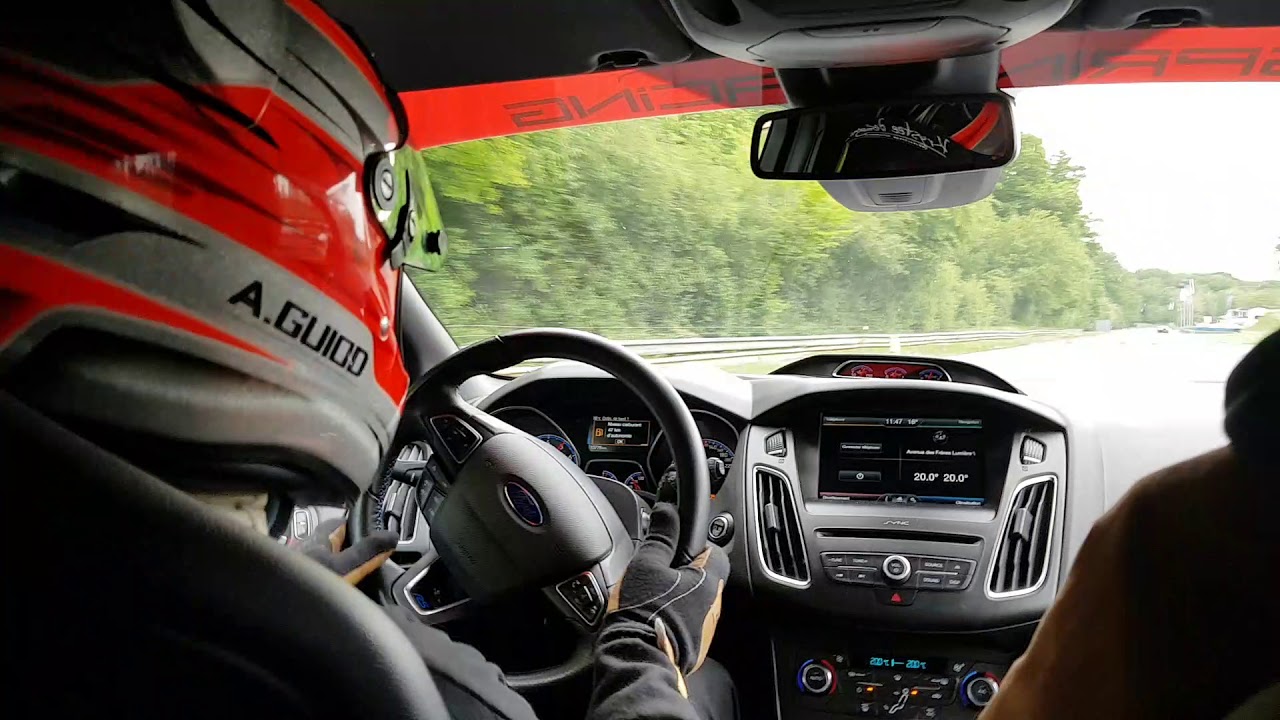 FORD FOCUS RS BAPTEME