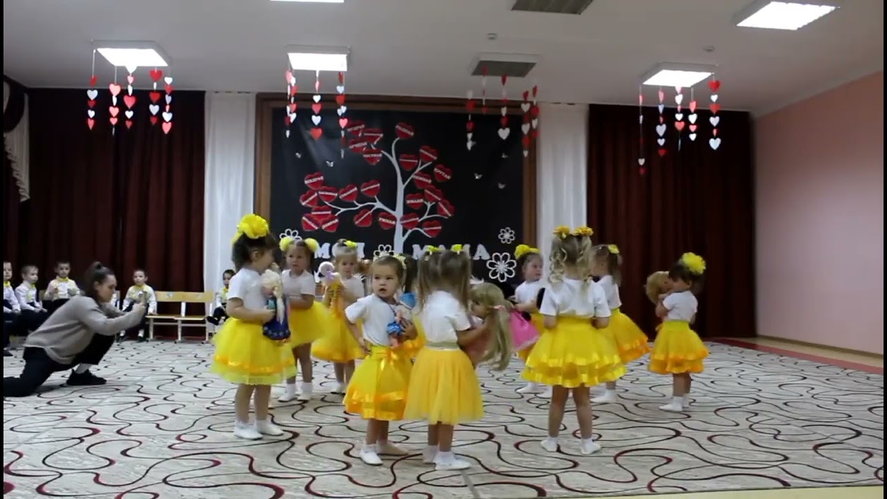 Танец девочек 