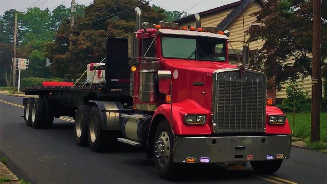 Truckspotting - Peterbilts, MLT's & Funny Moments!