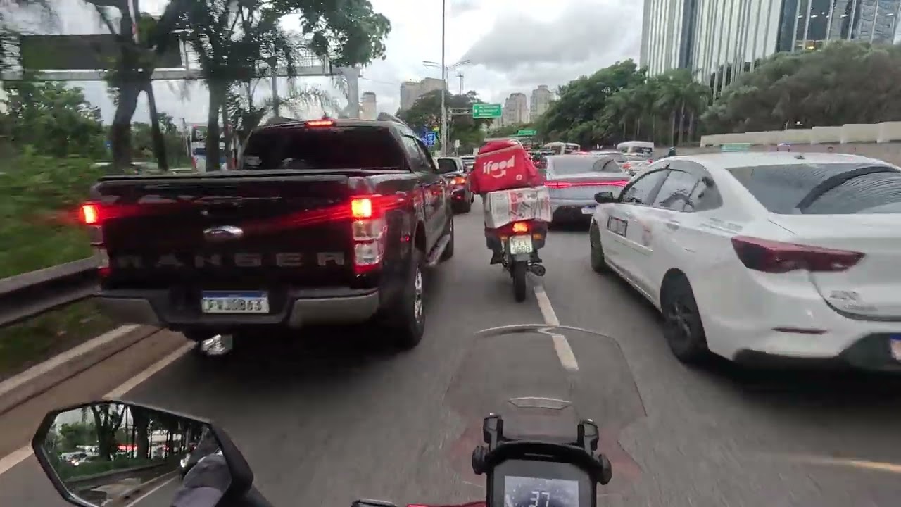 THIAGO DEGAN HONDA ADV 160 RED - ROLE PELA ZONA SUL E MUITO TRANSITO NA MARGINAL PINHEIROS