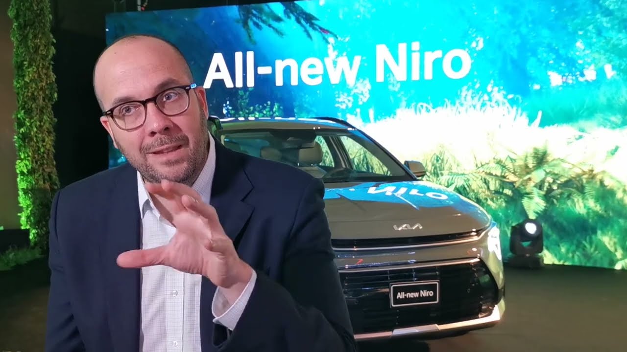 Kia Niro Hybrid 2023, 2da generaci&oacute;n en Per&uacute;. Hasta 85 km por gal&oacute;n