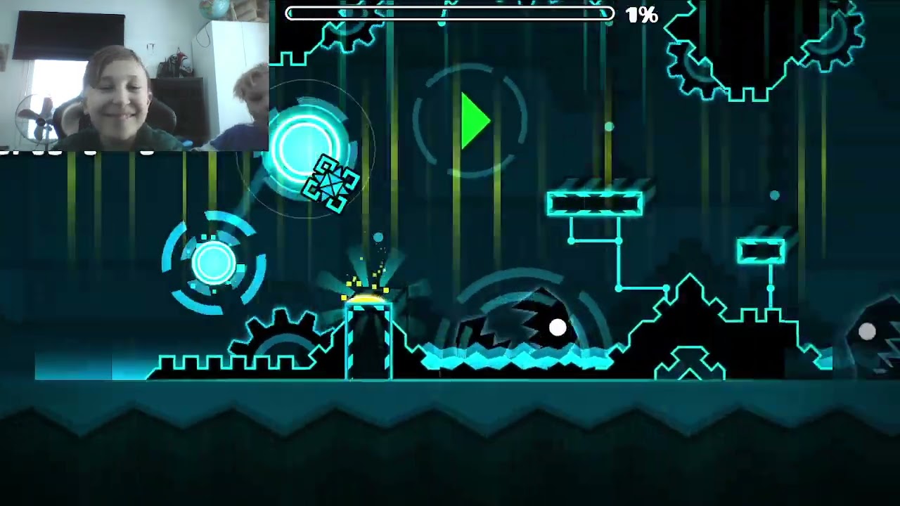 Pelataan Geometry Dash osa 2 Noelin kanssa (LÄPÄISTÄÄNKÖ DEMONI??)
