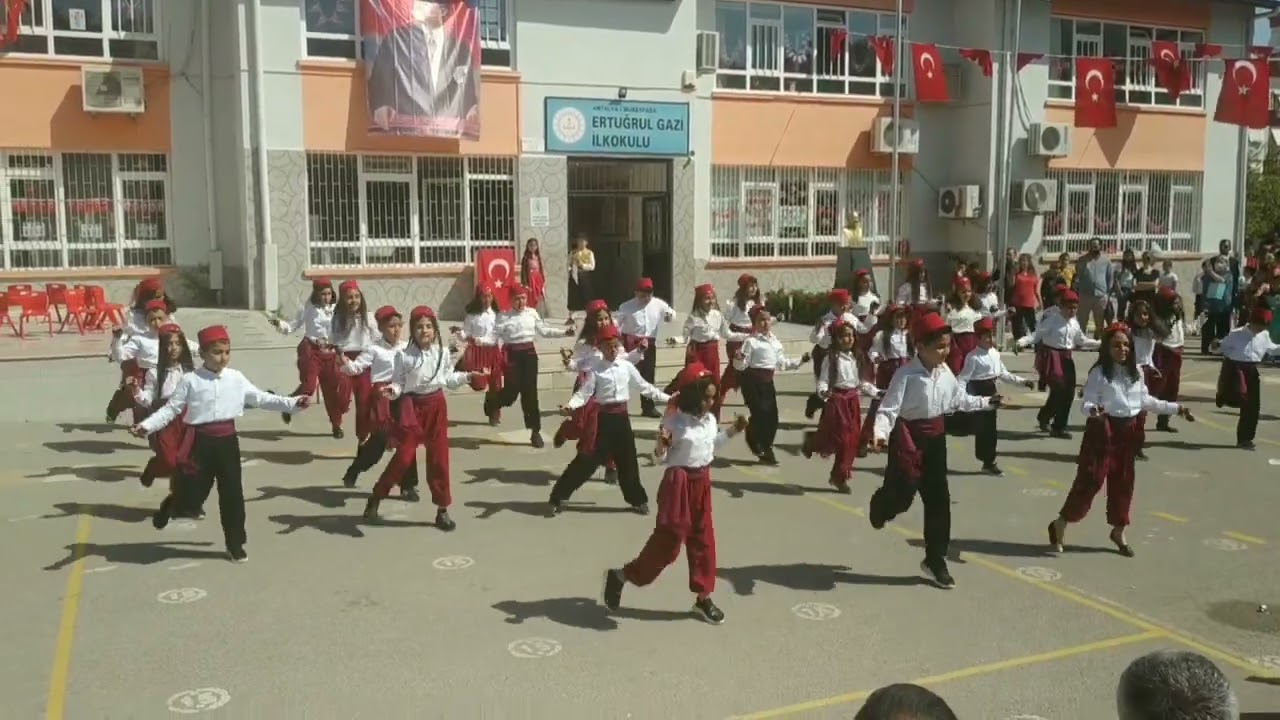 Antalya Ertuğrul Gazi ilkokulu  4B sınıfı