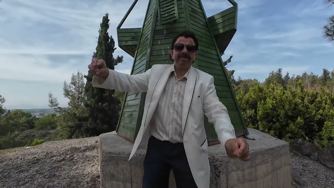 CEMİL BABA O BİR STAR- PAPAĞAN