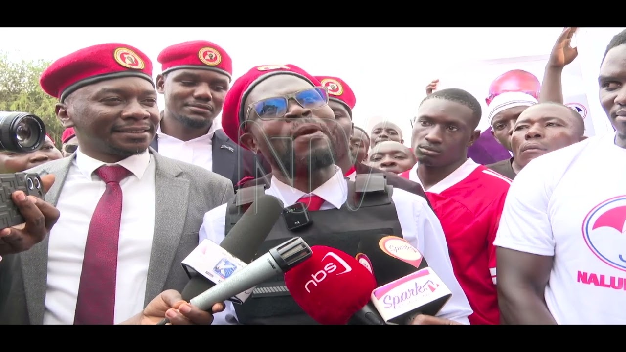 Zungululu: Wiiki eno ebigambo bibadde bijjudde byabufuzi byereere