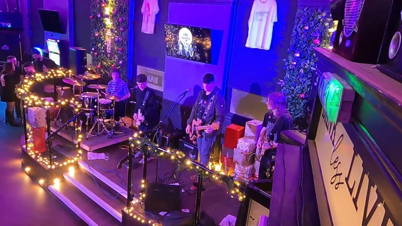 The Spires live at The Bank 