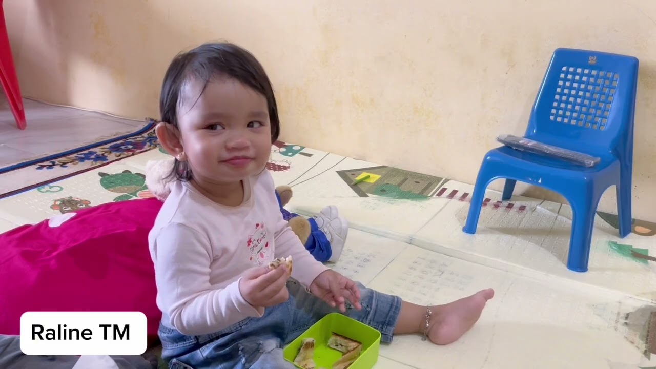 RALINE LAGI FLU DAN MATA NYA IRITASI 💕🩵