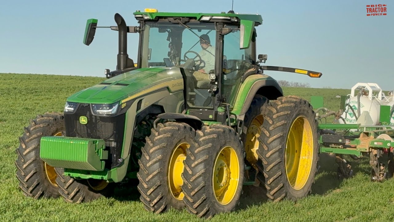 JOHN DEERE 8R 280 Tractor Applying Anhydrous Ammonia
