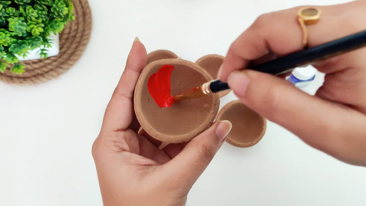 3 DIY Ideas to Decorate Plain Diya For Diwali | Diya Painting | Festive DIY | Kashmira Art