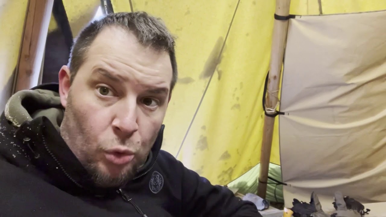 Homeoffice im Tentipi Safirflex Plus im Winter