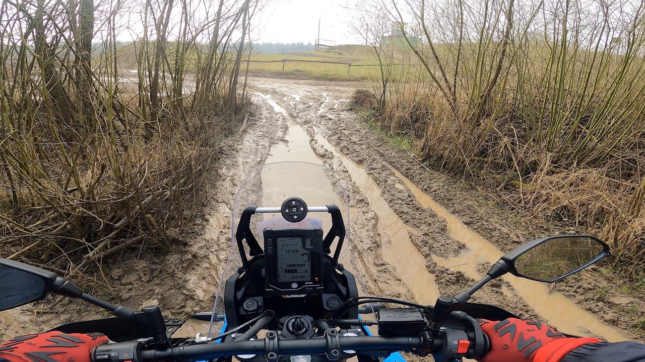 Training bei Dirk von Zitzewitz im Schlamm