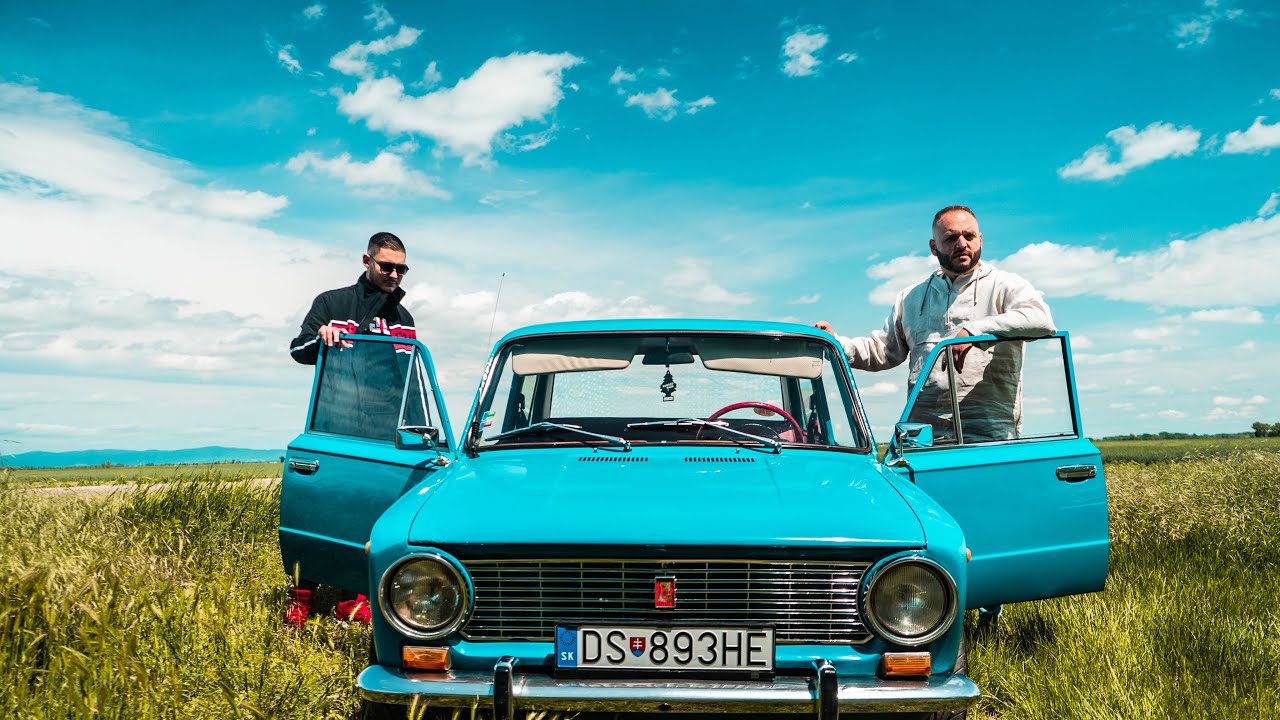 Tom&aacute;&scaron; Botl&oacute; & Alex &ndash; Pod s nami | Official Video