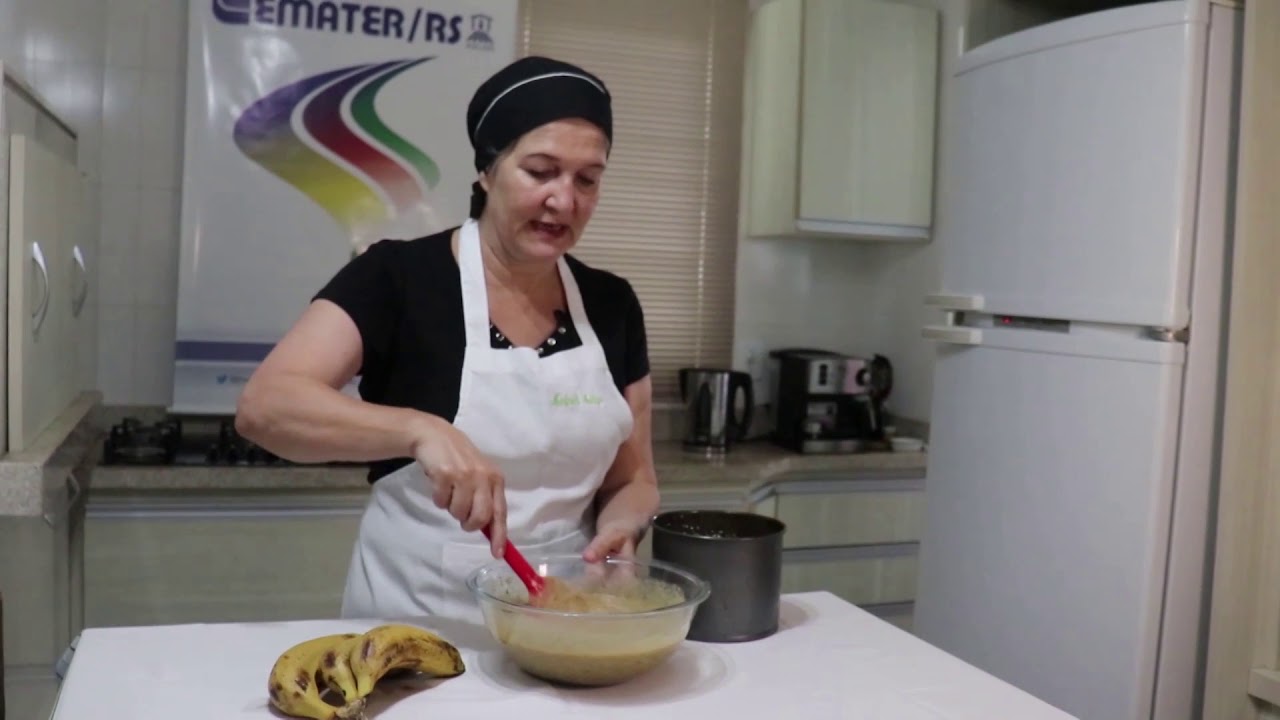 JTR Gourmet: Bolo de banana com aveia e açúcar mascavo