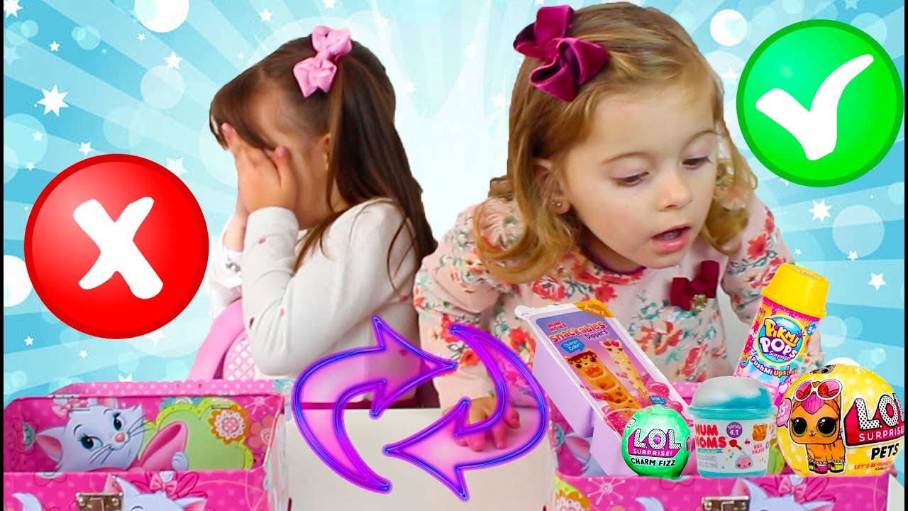 DESAFIO DA TROCA DE LANCHEIRAS COM BRINQUEDOS SURPRESA 4 - Jéssica Godar e Laurinha e Helena