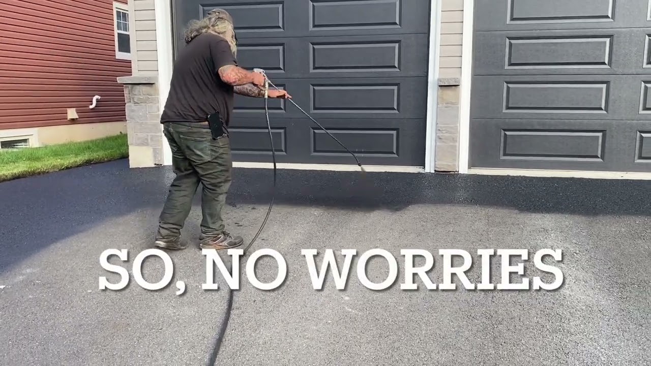 Professional Asphalt Spray Sealing: 