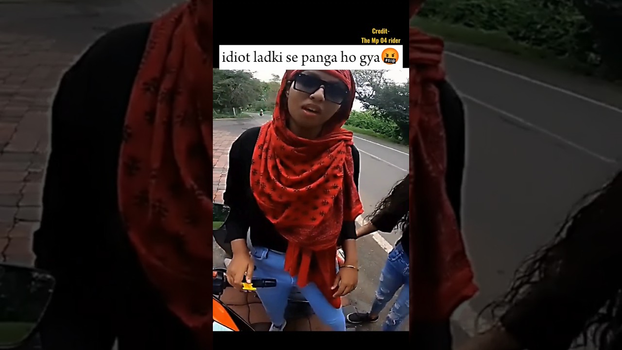 extreme road rage with chapri girl 😡 #roadrage #shorts #bike #rider #motovlog #ytshorts #viral #vlog